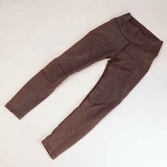 Offline by Aerie Totally Textured Seamless Leggings Relic Brown - Small - Picture 2 of 6